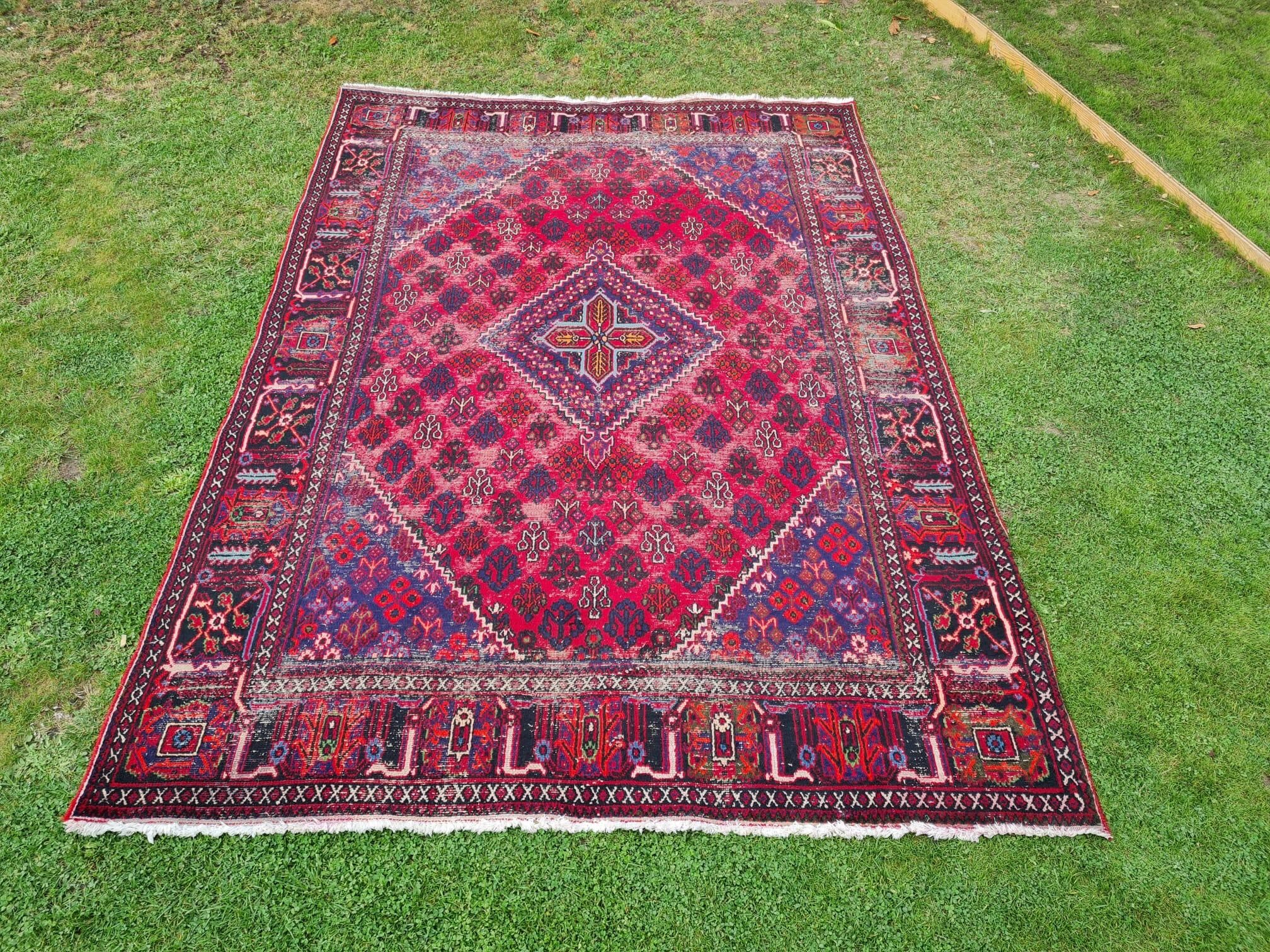 Persian carpet 318 x 220