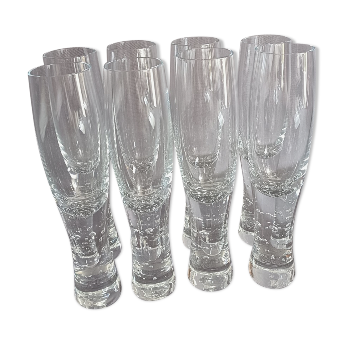 Série de 8 coupes à champagne pieds bulles