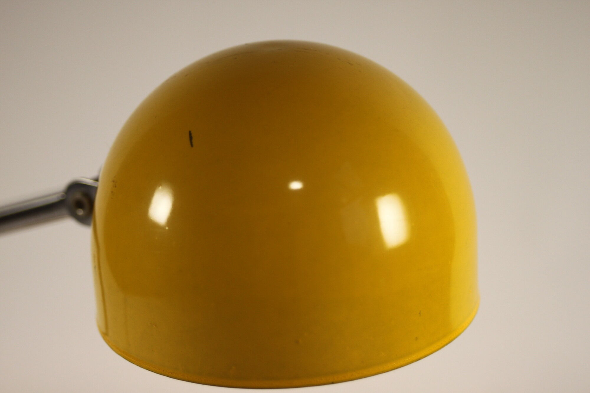 Space age yellow telescopic pill reading lamp by well-lite, honkong 1970s.