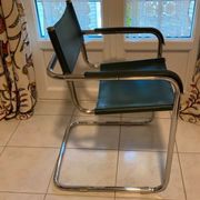 Paire de fauteuils cantilever vintage  cuir vert & chrome