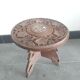 Tabouret de chasse en bois sculpté à décor de vignes