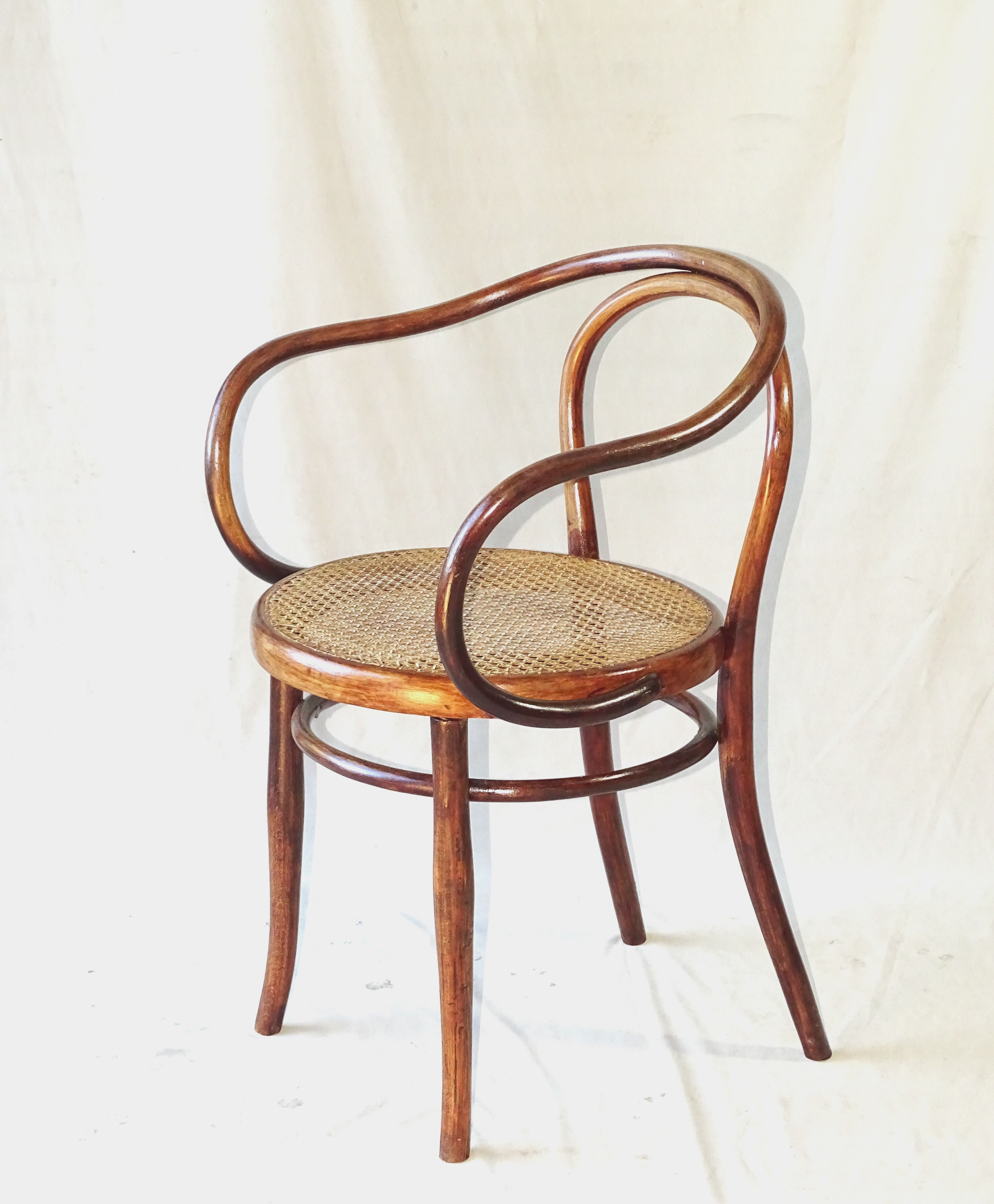 Armchair B9 Le Corbusier from 1910 by Kohn, Cannage neuf