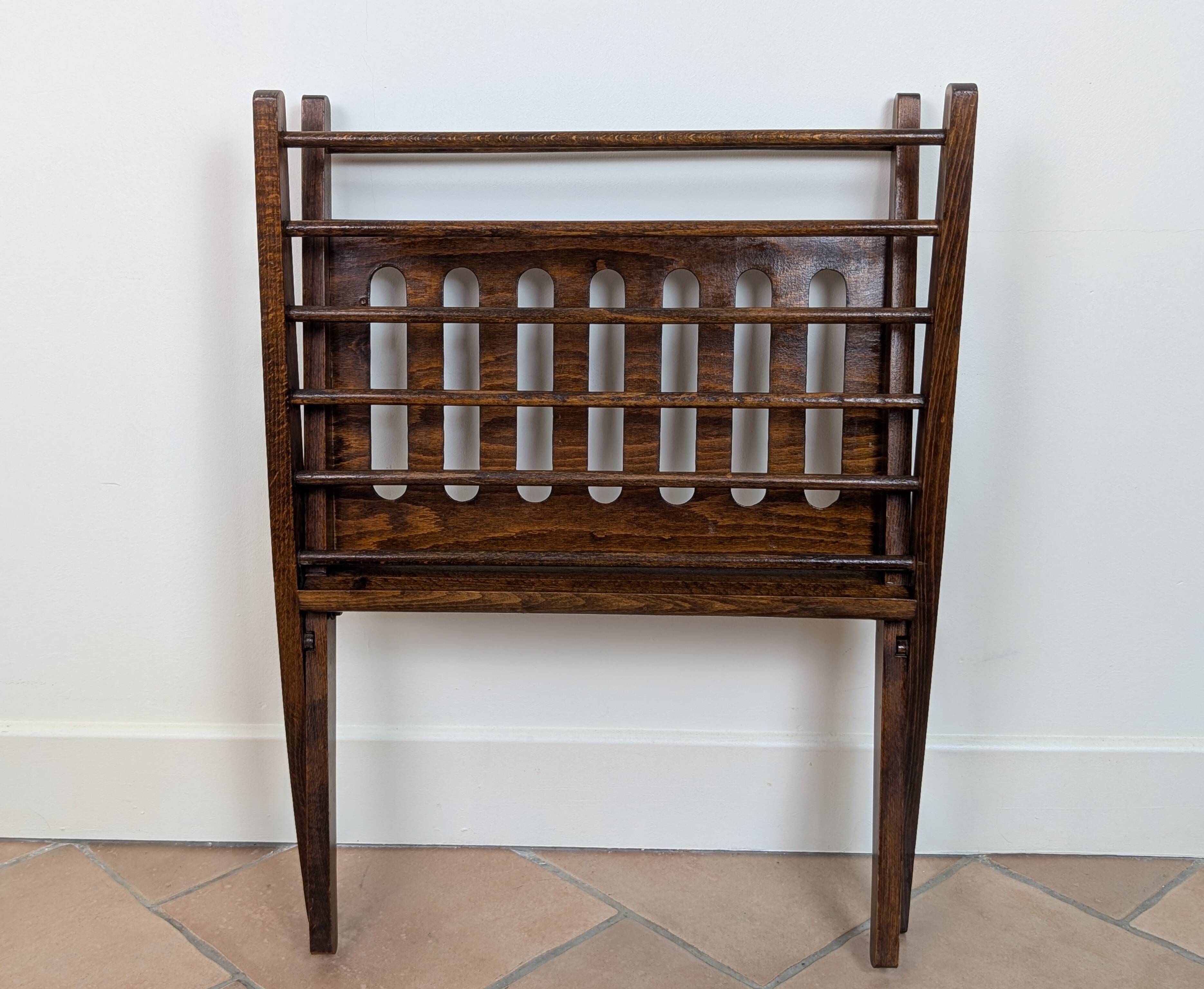 Braakman magazine rack