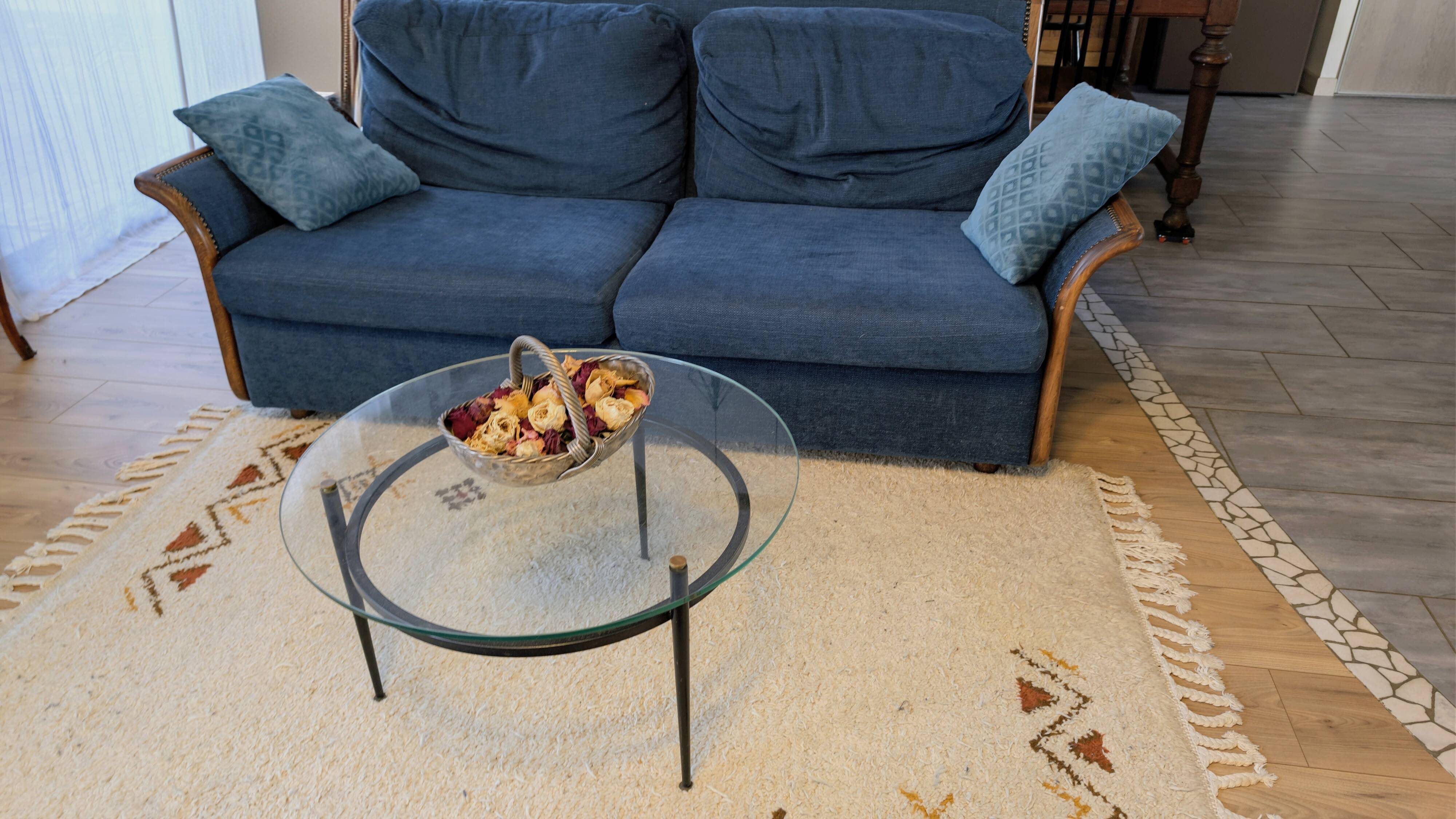 Coffee table attributed to Roger Le Bihan, modernist design in glass and metal.