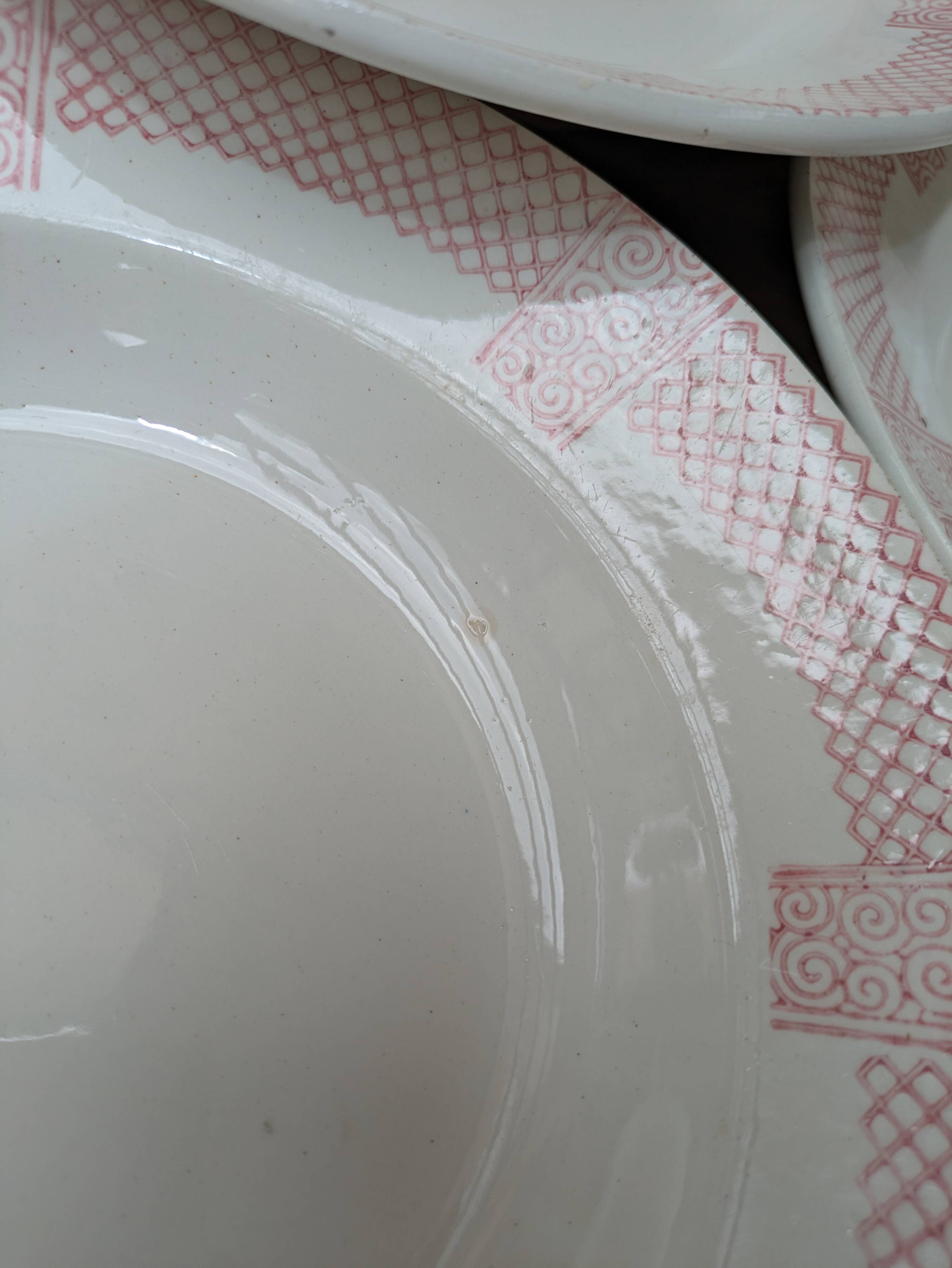 6 deep plates Longwy model Toulouse pink border ironstone