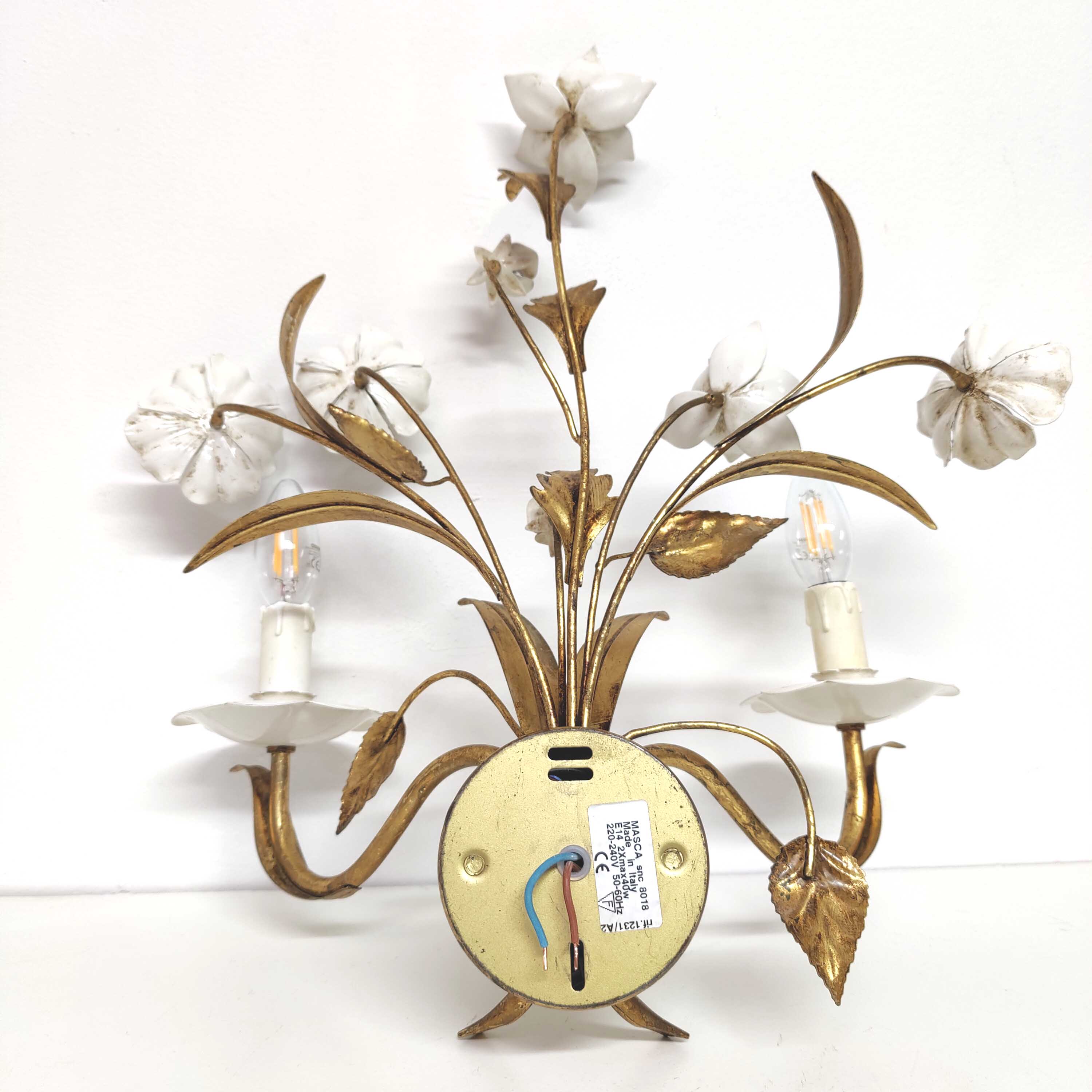 Wall lamp flowers metal white and golden Masca Italy