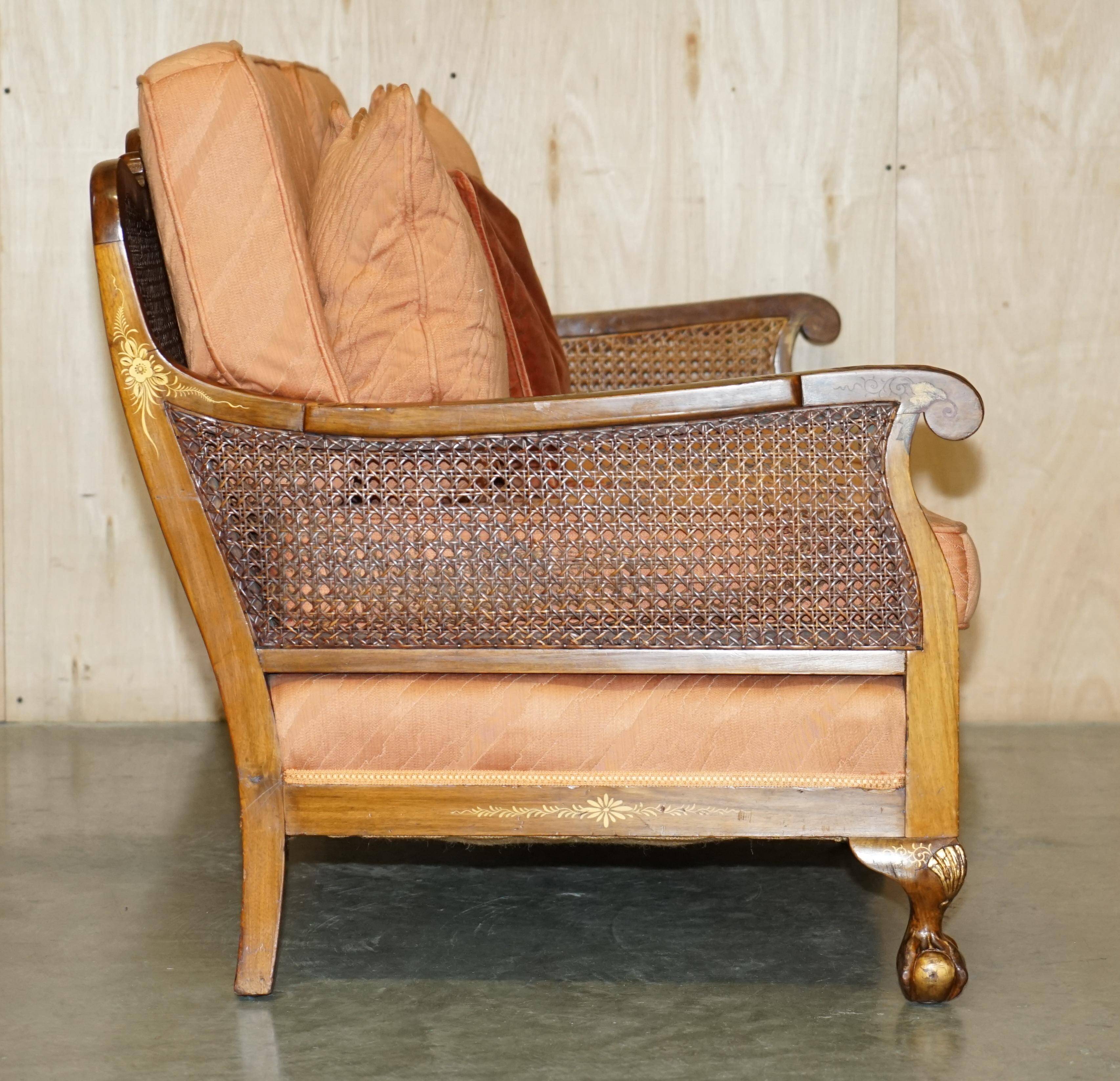 Three-piece bergère set in walnut, Chinoiserie style, from the 1920s, in need of restoration.