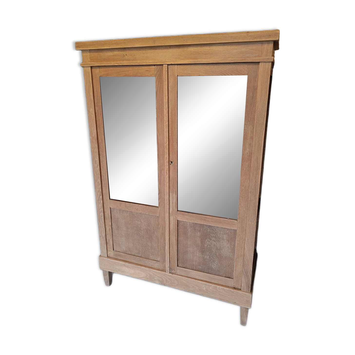 Antique display cabinet / vintage bookshelf