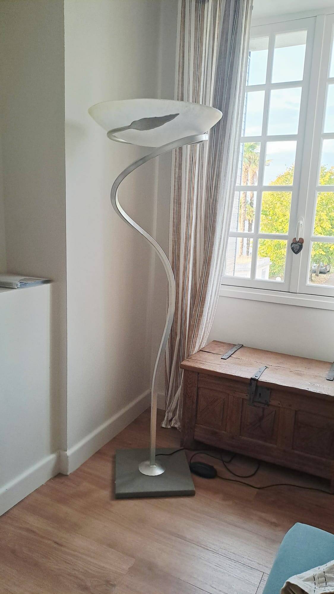 Alfea floor lamp by Enzo Ciampanili with Murano glass