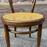 2 curved wood bistro chairs Fischel Thonet Nr 14