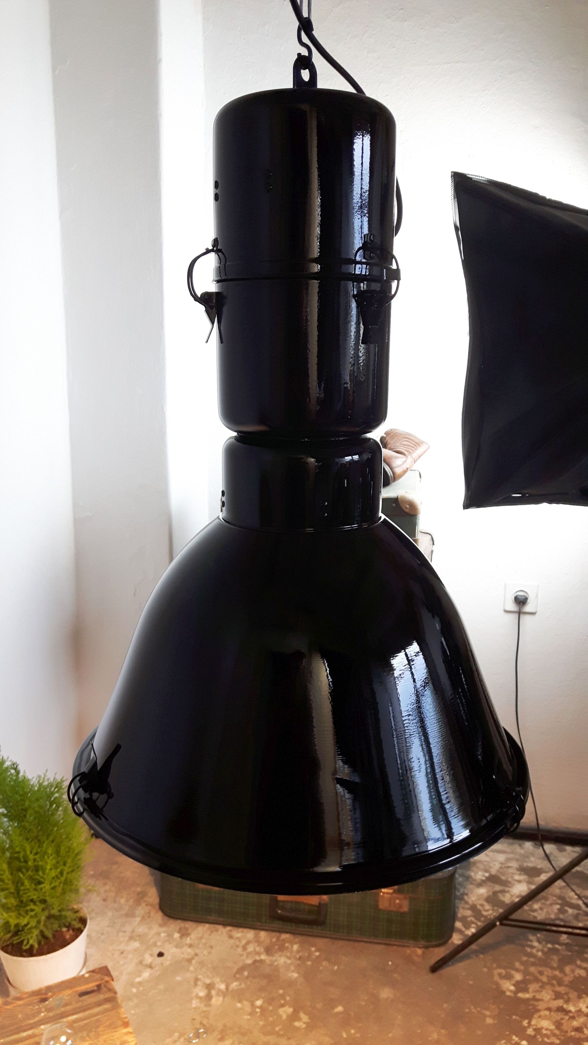 Suspension industrial elgo Maghaus