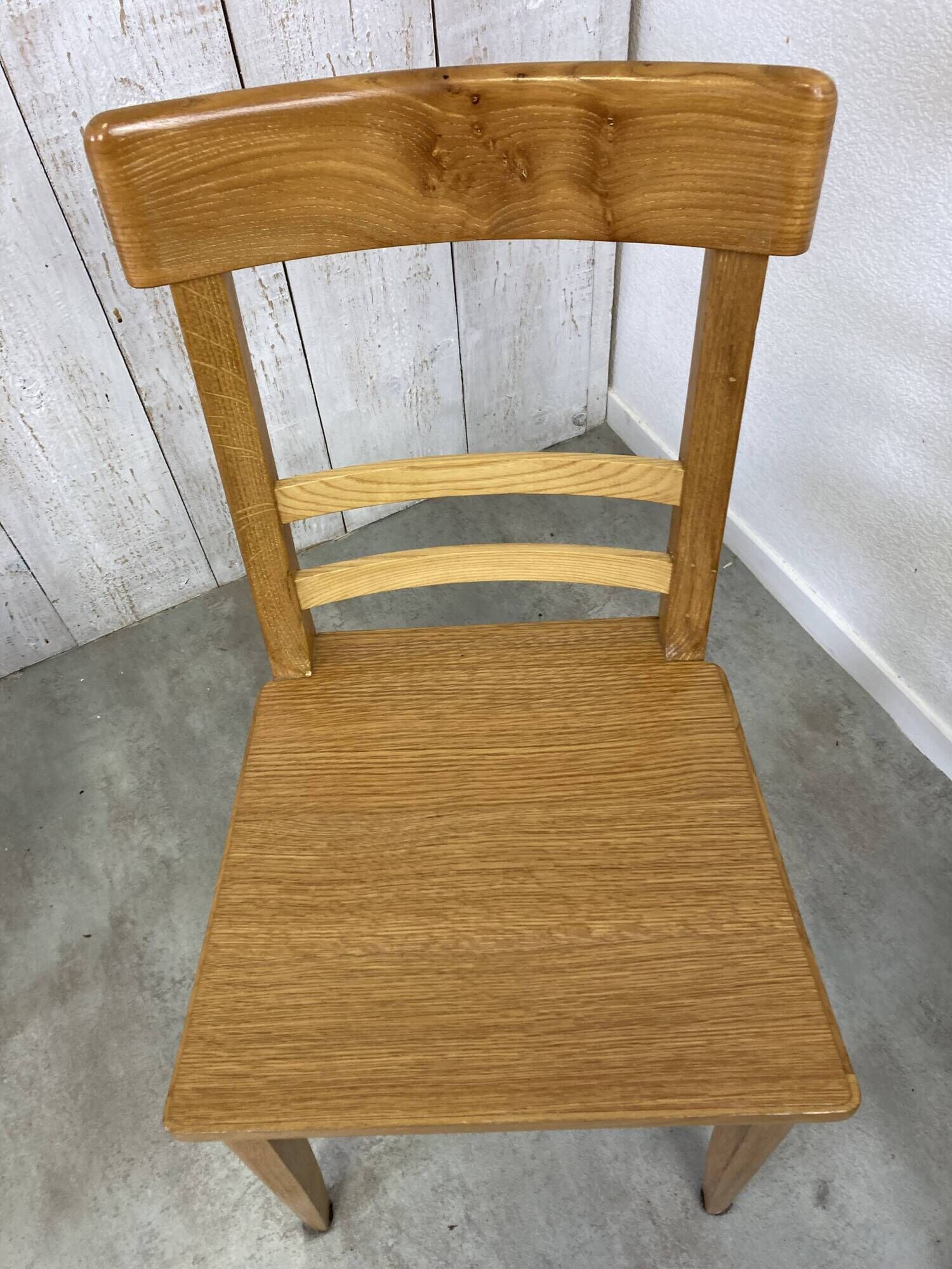 Mismatched bistro chairs x4