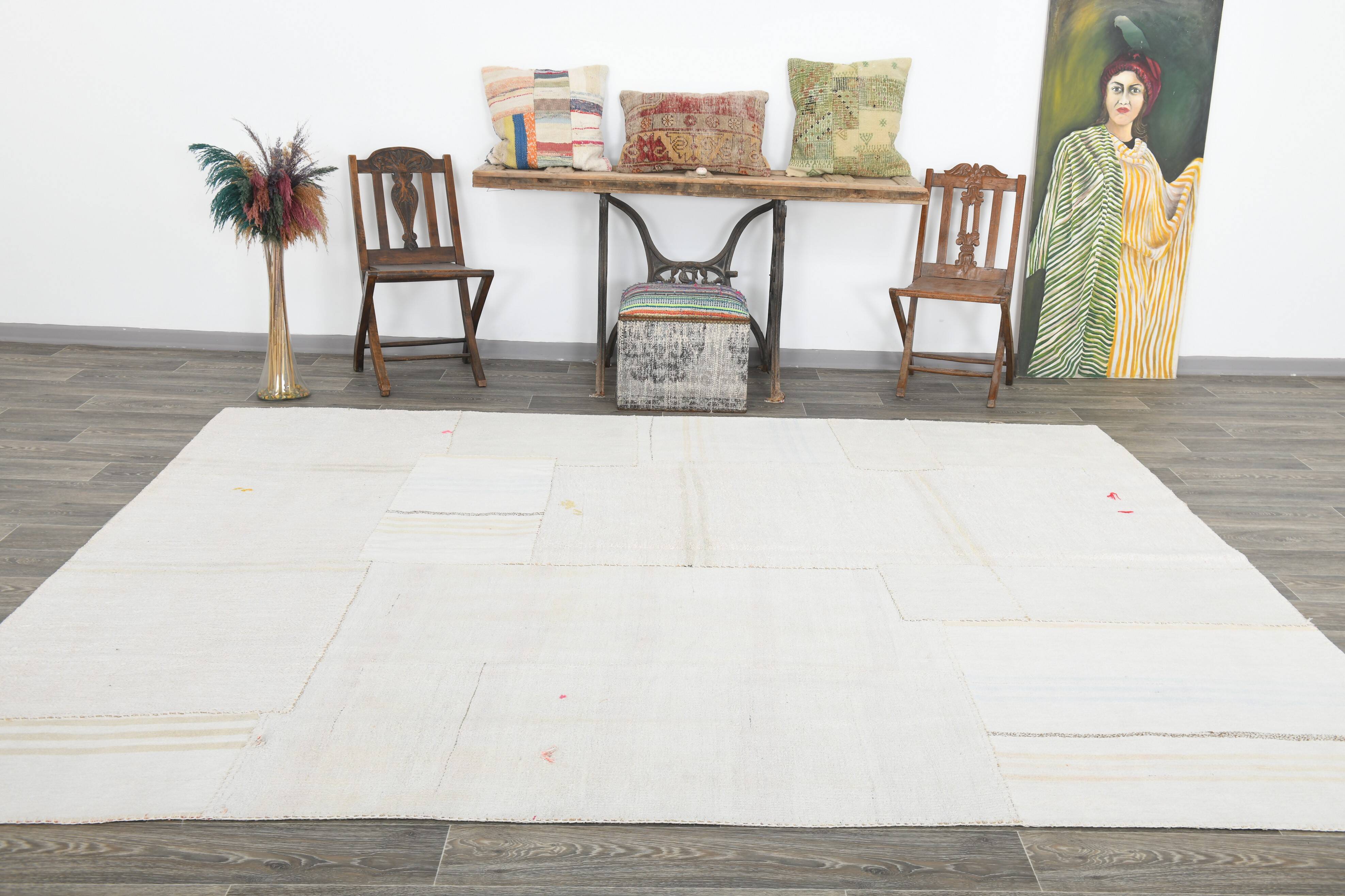 Off-White Oversize Vintage Kilim Rug For Designer, 238x302 Cm