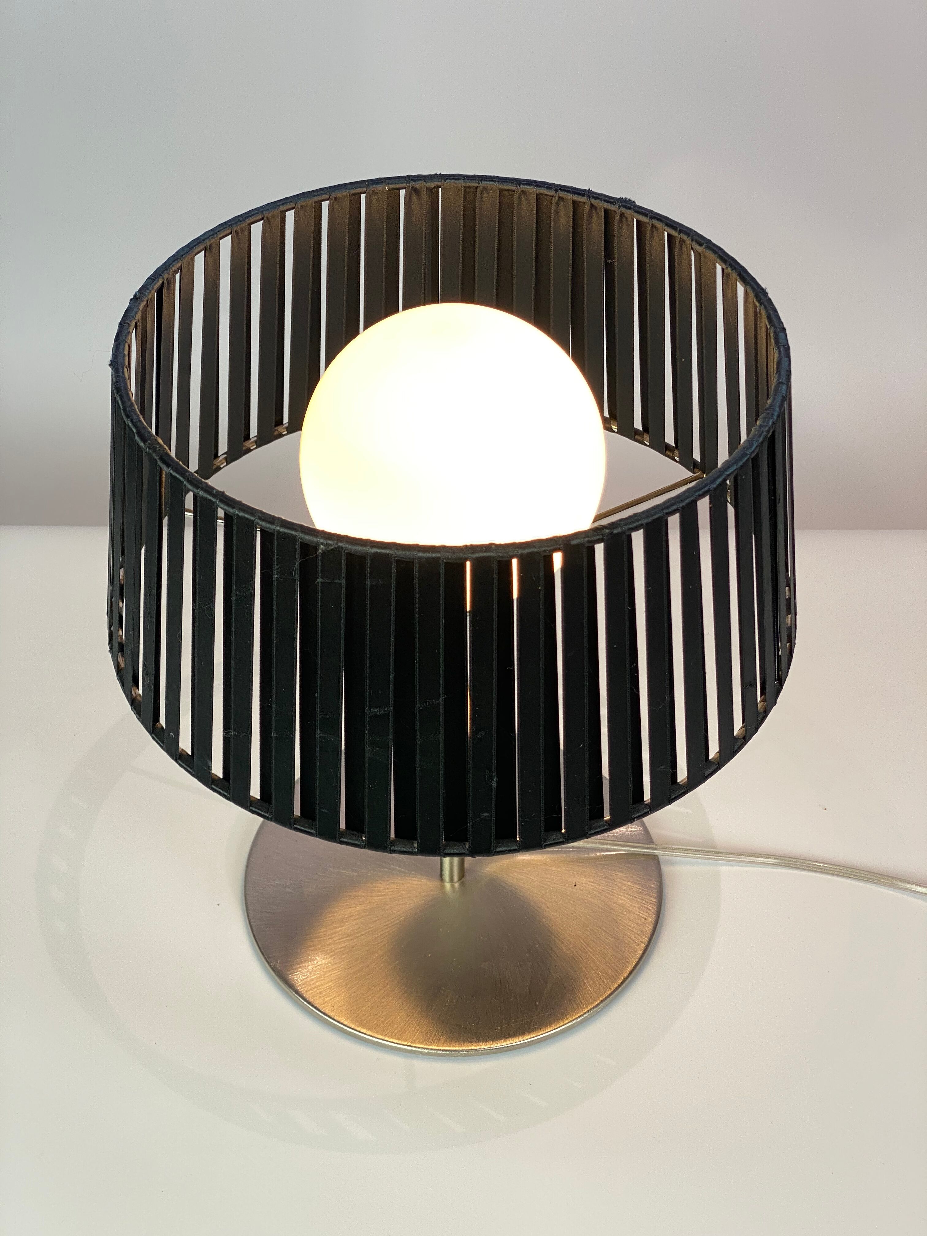 Table lamp, model Ribbon, of Italian design by Morosini from the 1980s