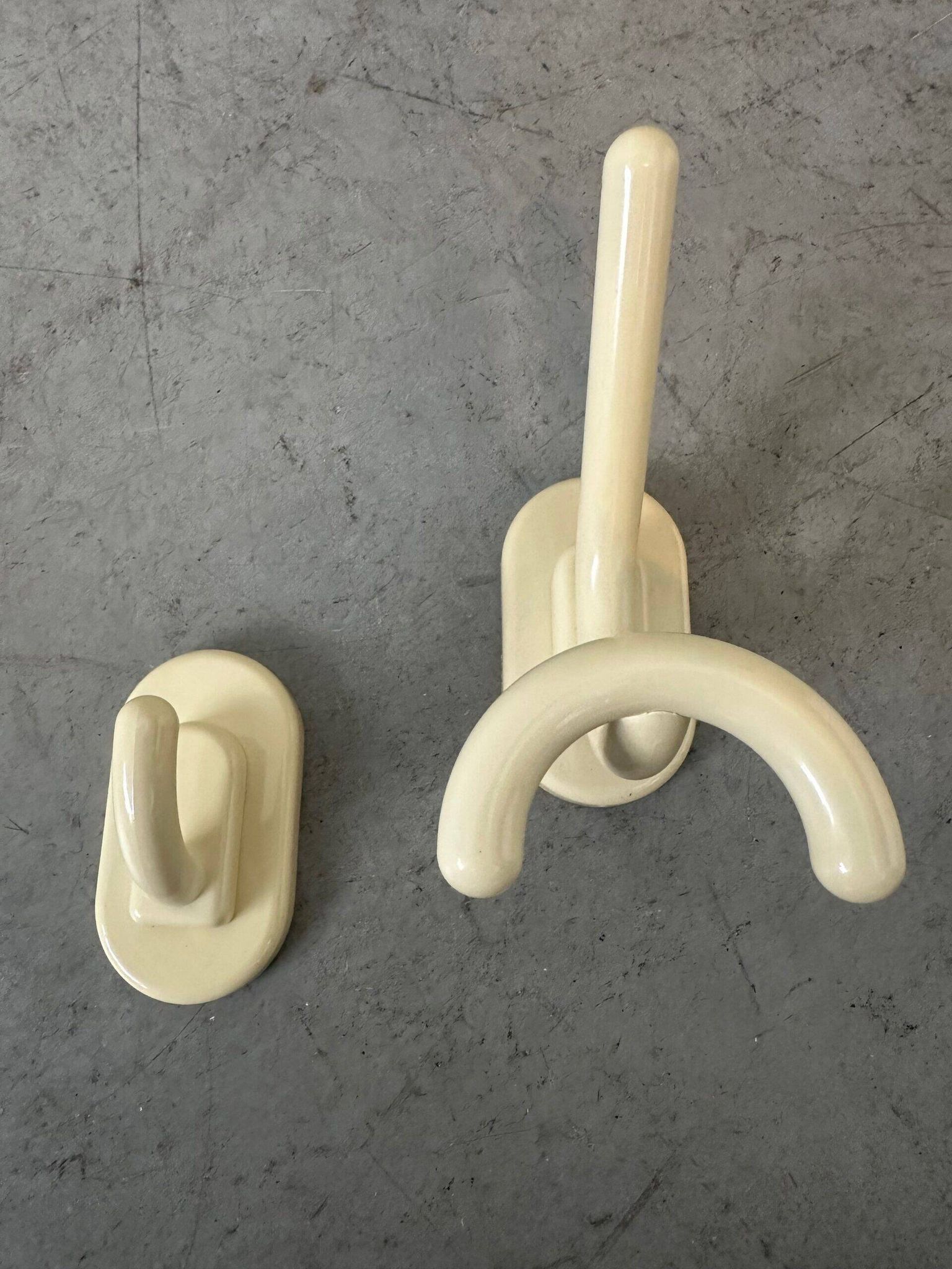 4x vintage ALTO Italy coat racks