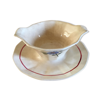 Saucière porcelain stamped Sarreguemines France, Model Chatenois