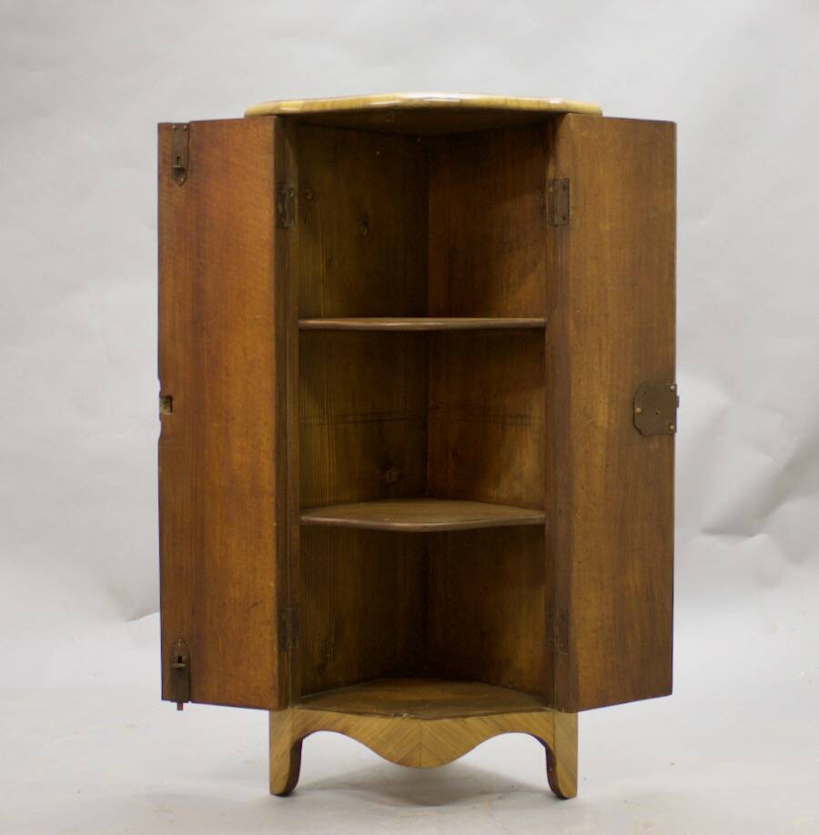 Small 18th century marquetry corner cabinet