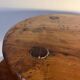 Tabouret tripode ancien fait main – Bois massif