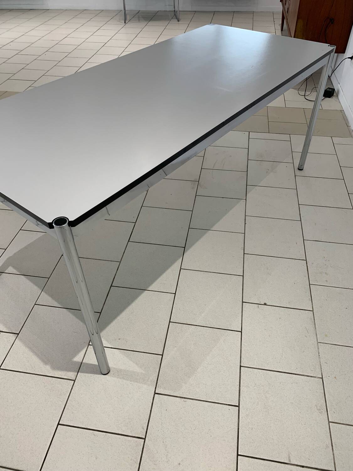 Table USM Haller Design