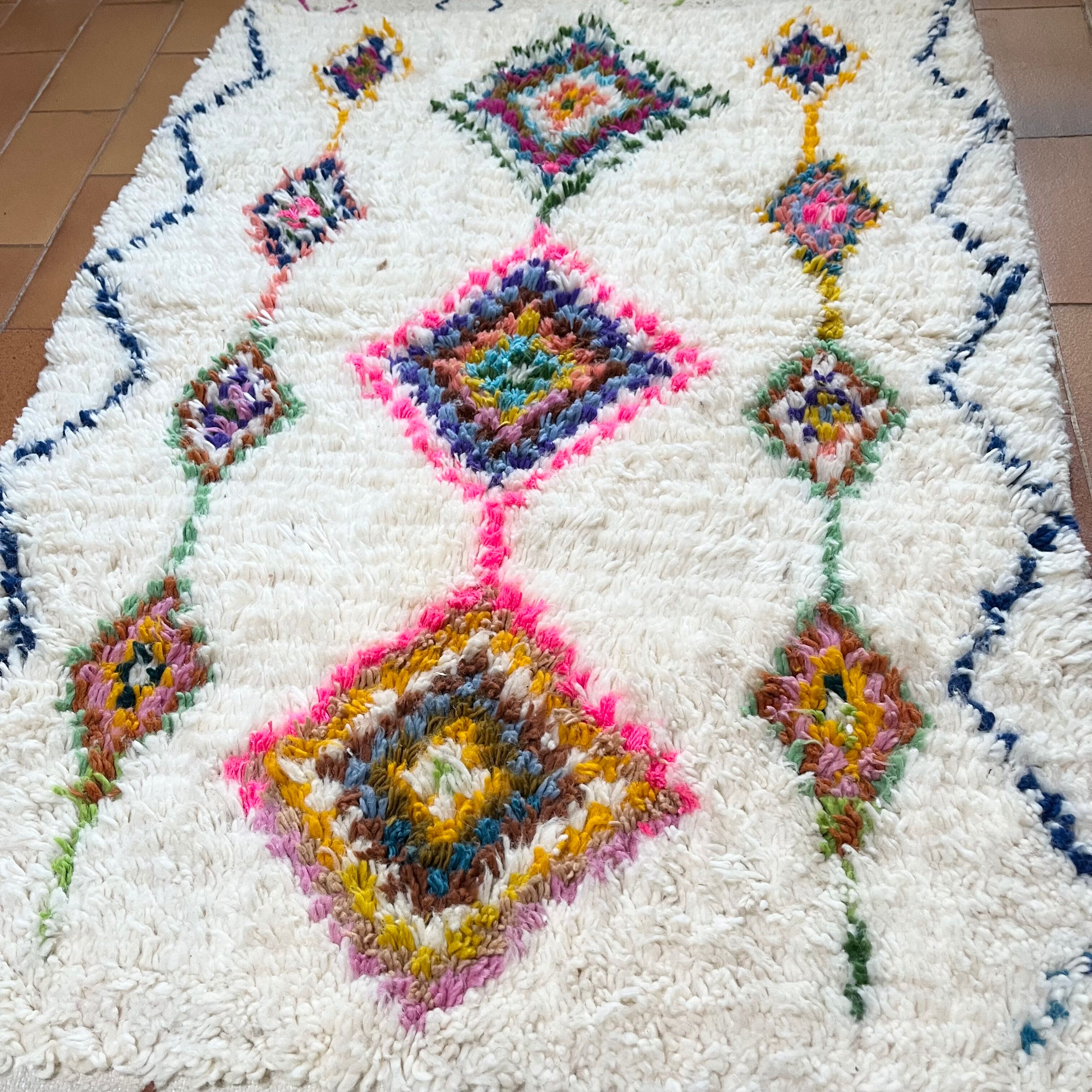 Moroccan azilal carpet 105x170 cm