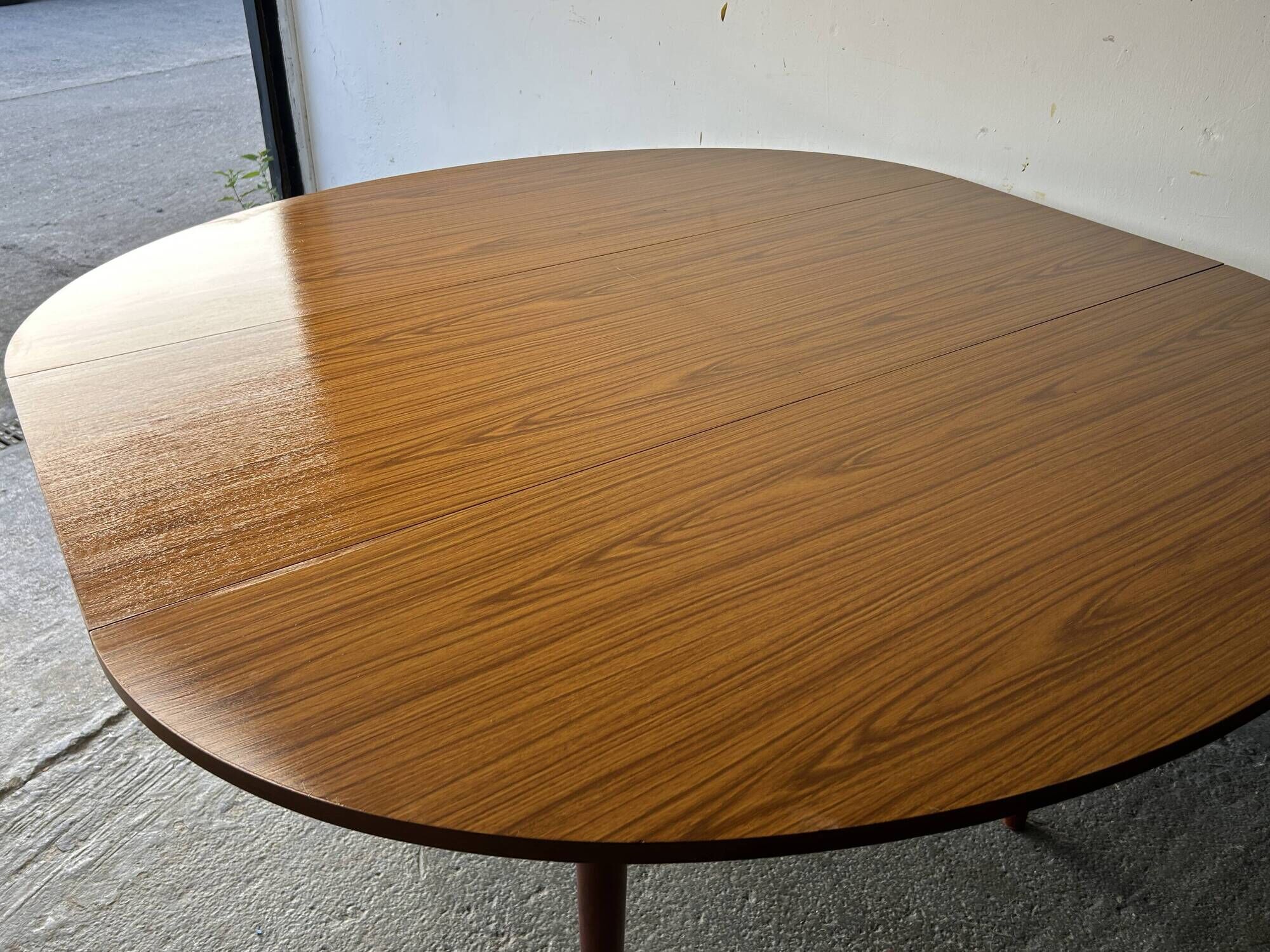 Schreiber Mid Schreiber Extending Dining Table Retro Teak grain Formica