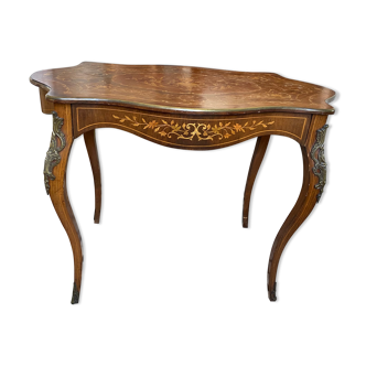 Marquetry table style louis XV