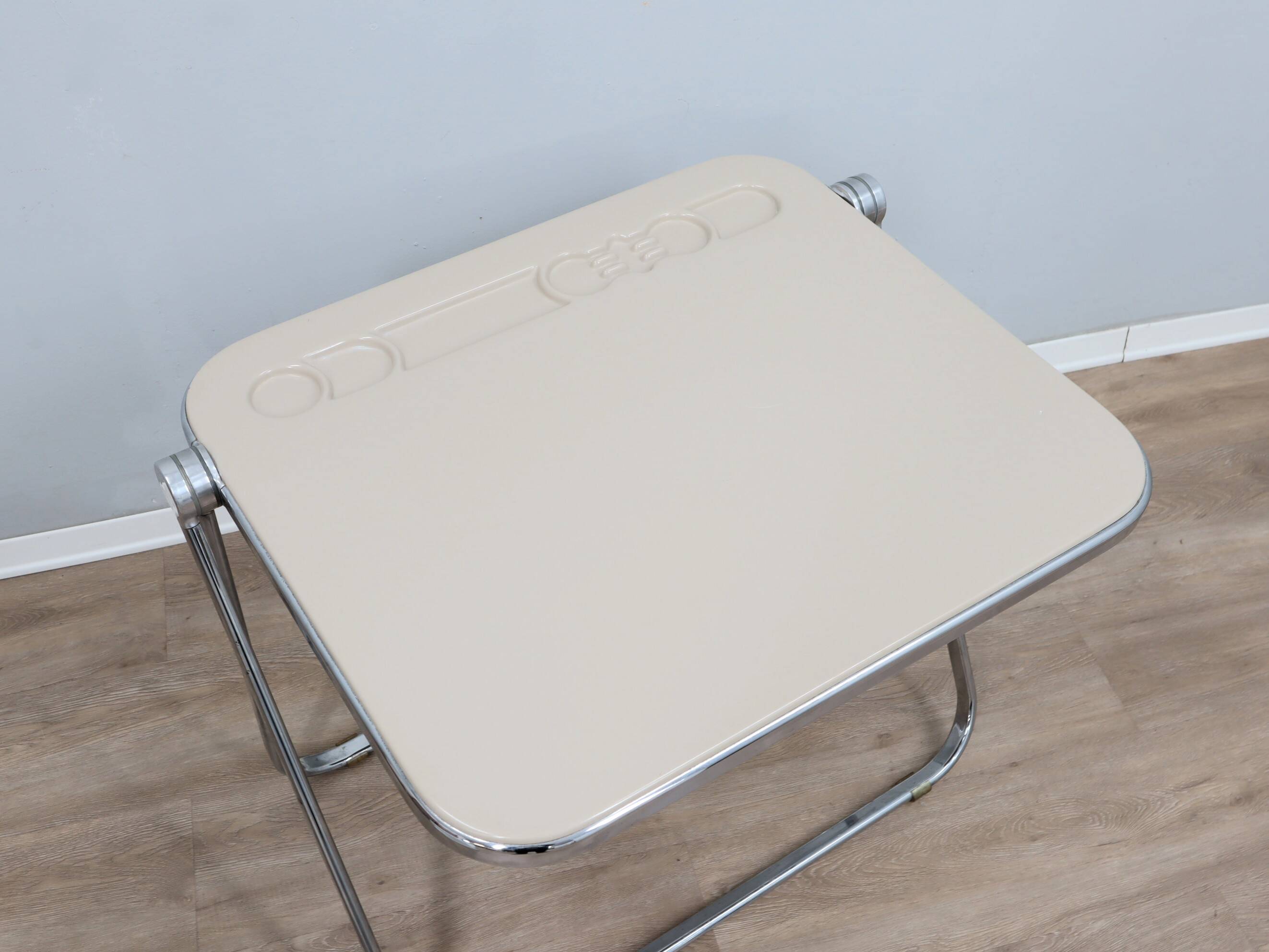Platone folding table by G.Piretti for A.Castelli 1970s edition