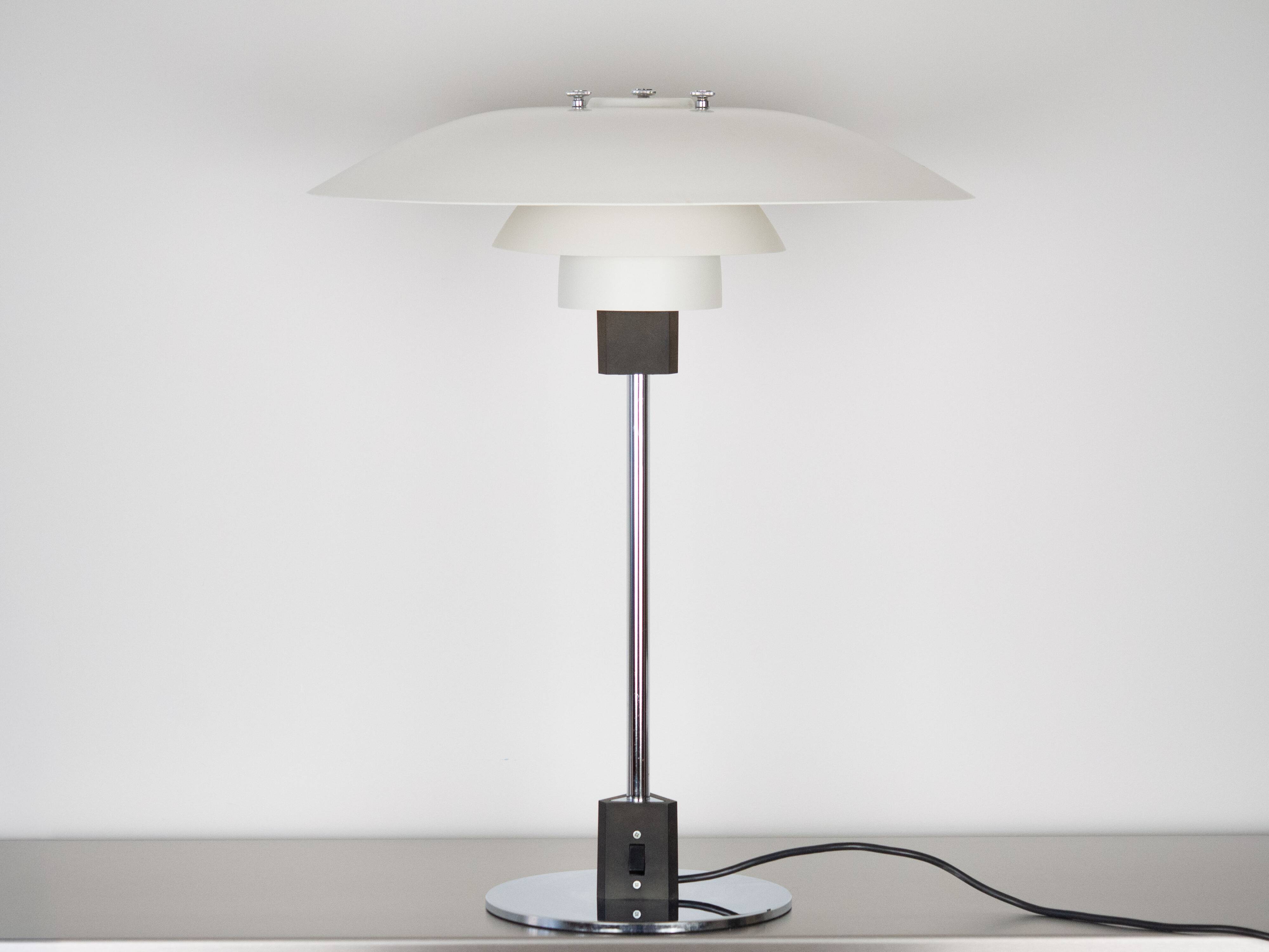 Lampe de table vintage danoise PH 4/3 par Poul Henningsen, Louis Poulsen, 1966