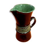 Glazed terracotta pitcher decorated with beaded friezes