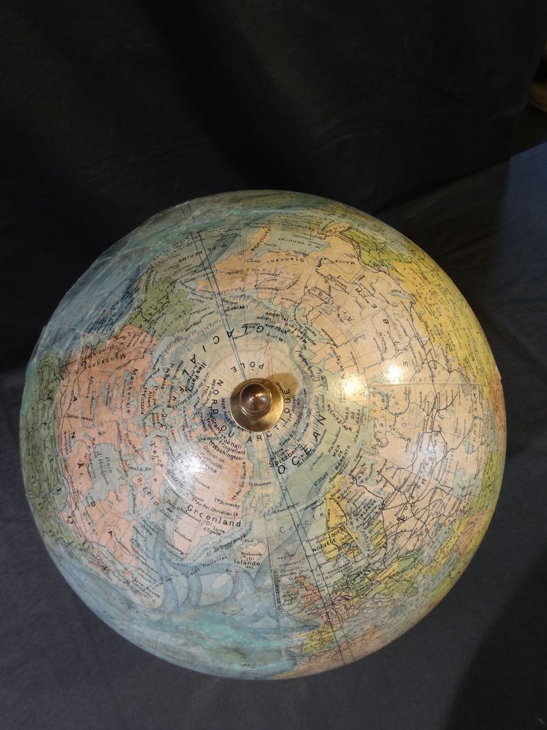 Globe Forest early XXth diameter 37 cm