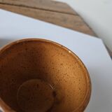 2 stoneware cups