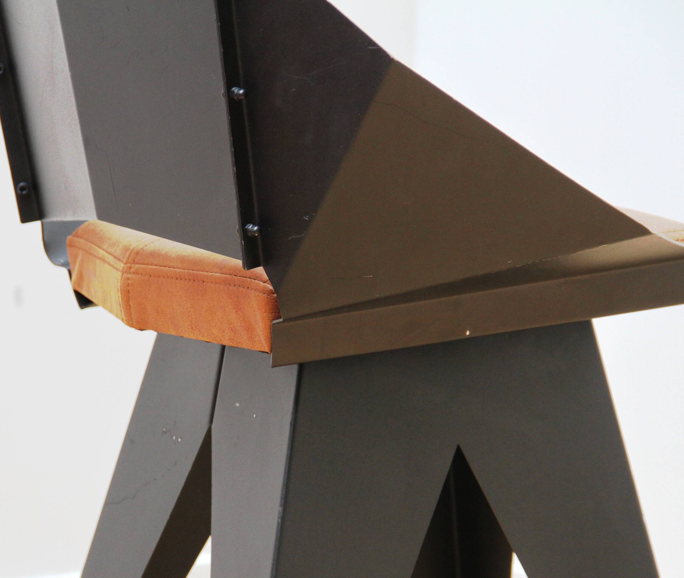 Set of 8 Knight Steel chairs, Gie El