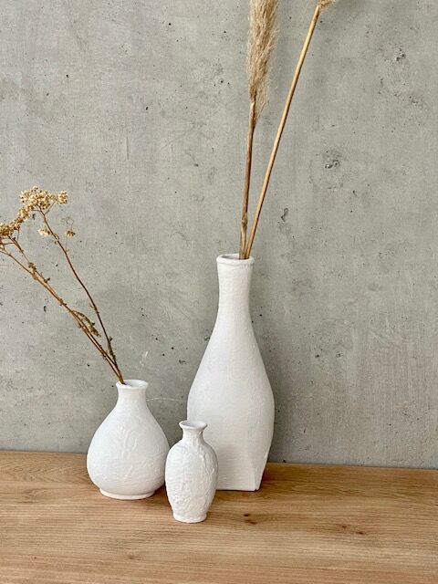Set of 3 bleached vases