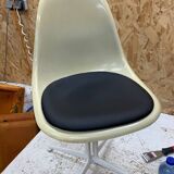 4 La Fonda fiberglass steel dining Chairs by Eames for Herman Miller