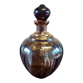 Perfume bottle