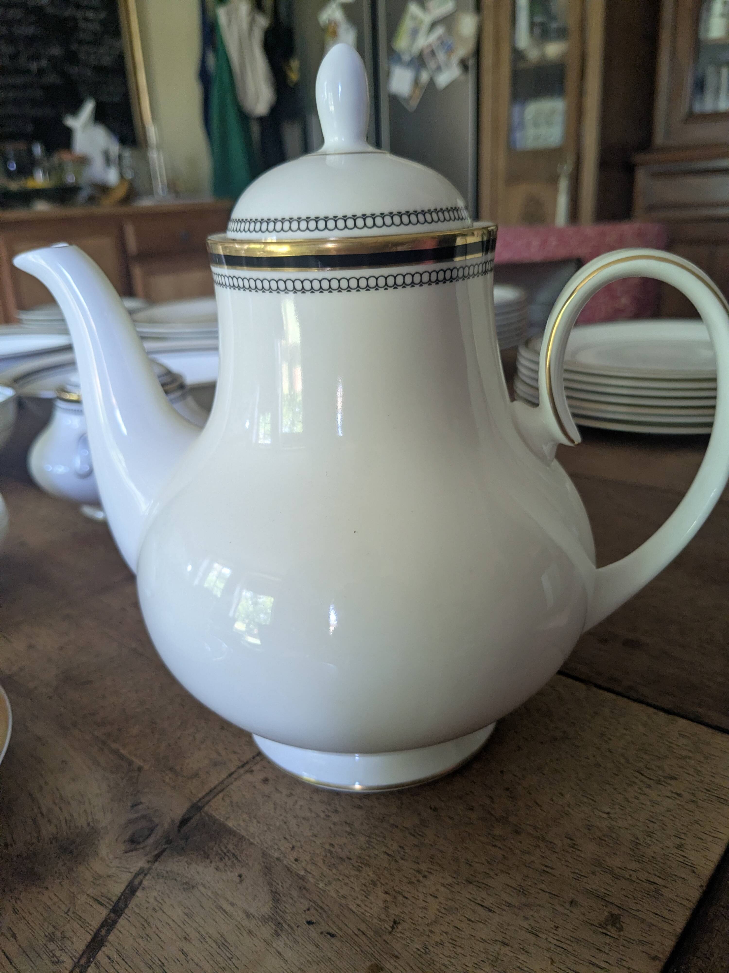 Royal Doulton porcelain service