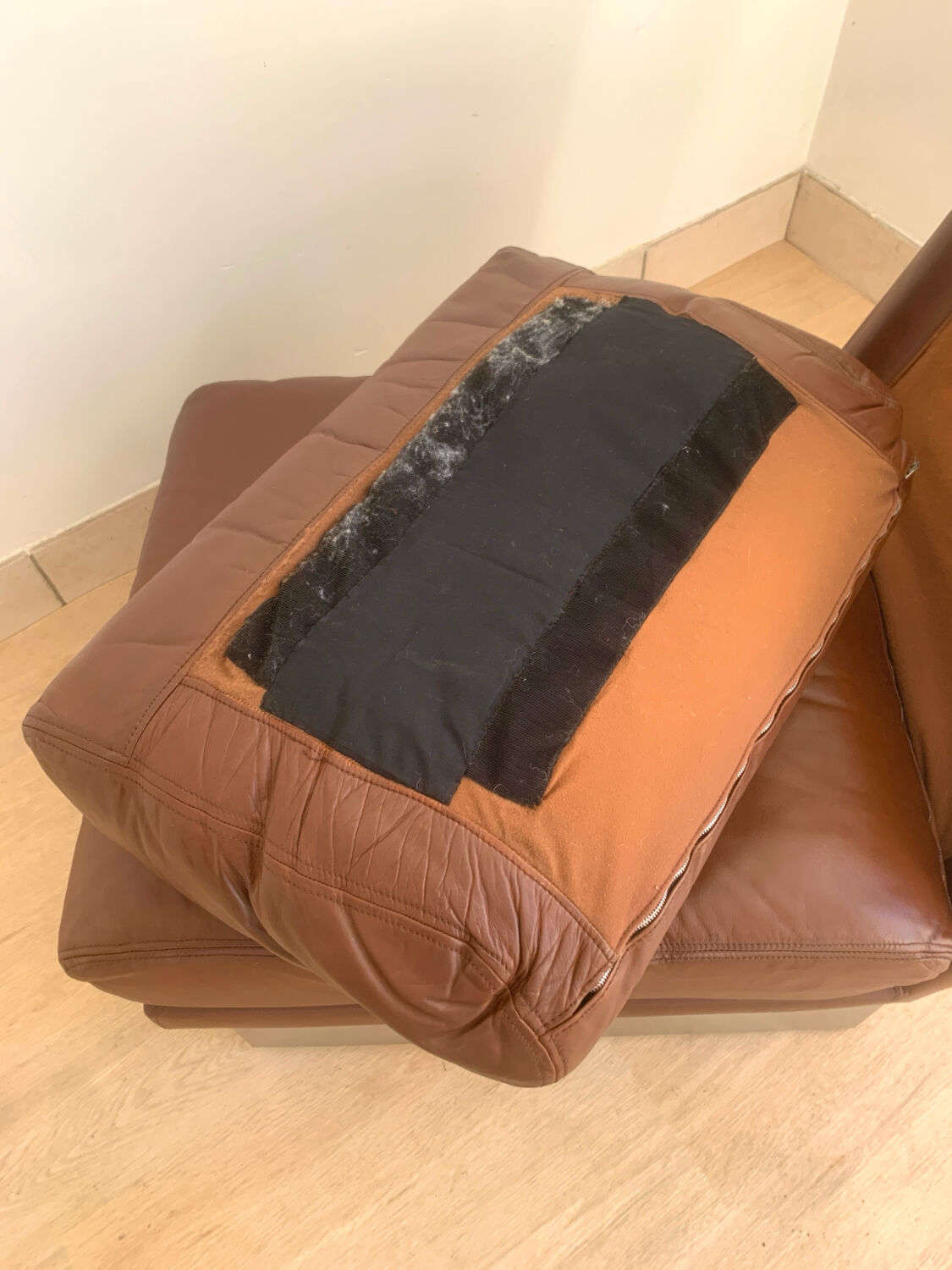 Vintage leather armchair Jacques Charpentier