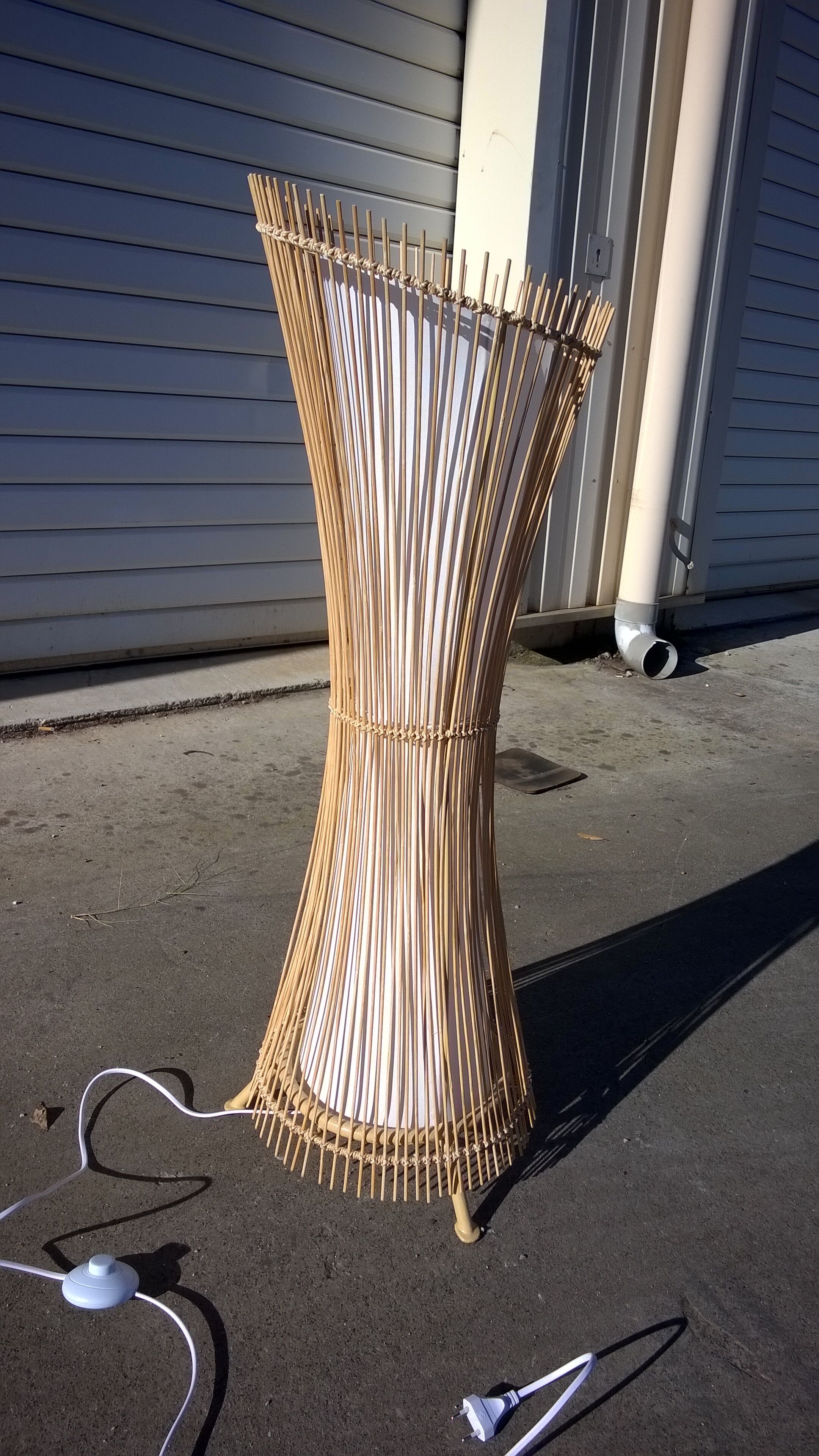 Rattan lamppost