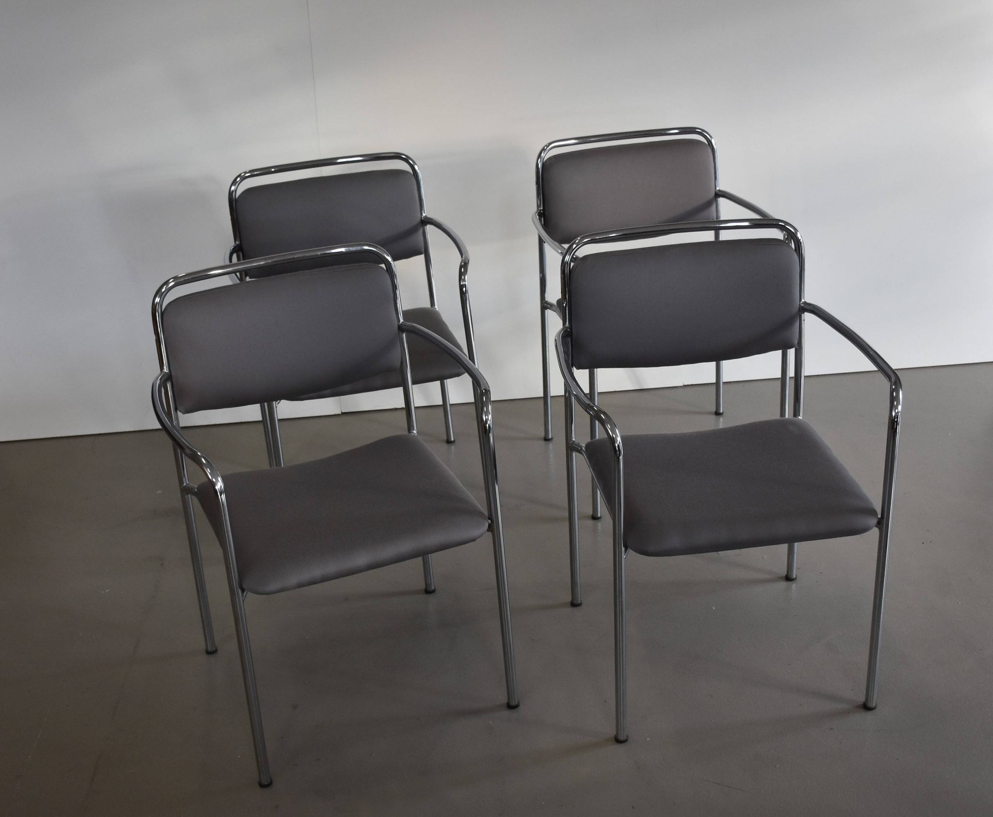 Set of 4 vintage chairs from the GDR era - 'Palast der Republik