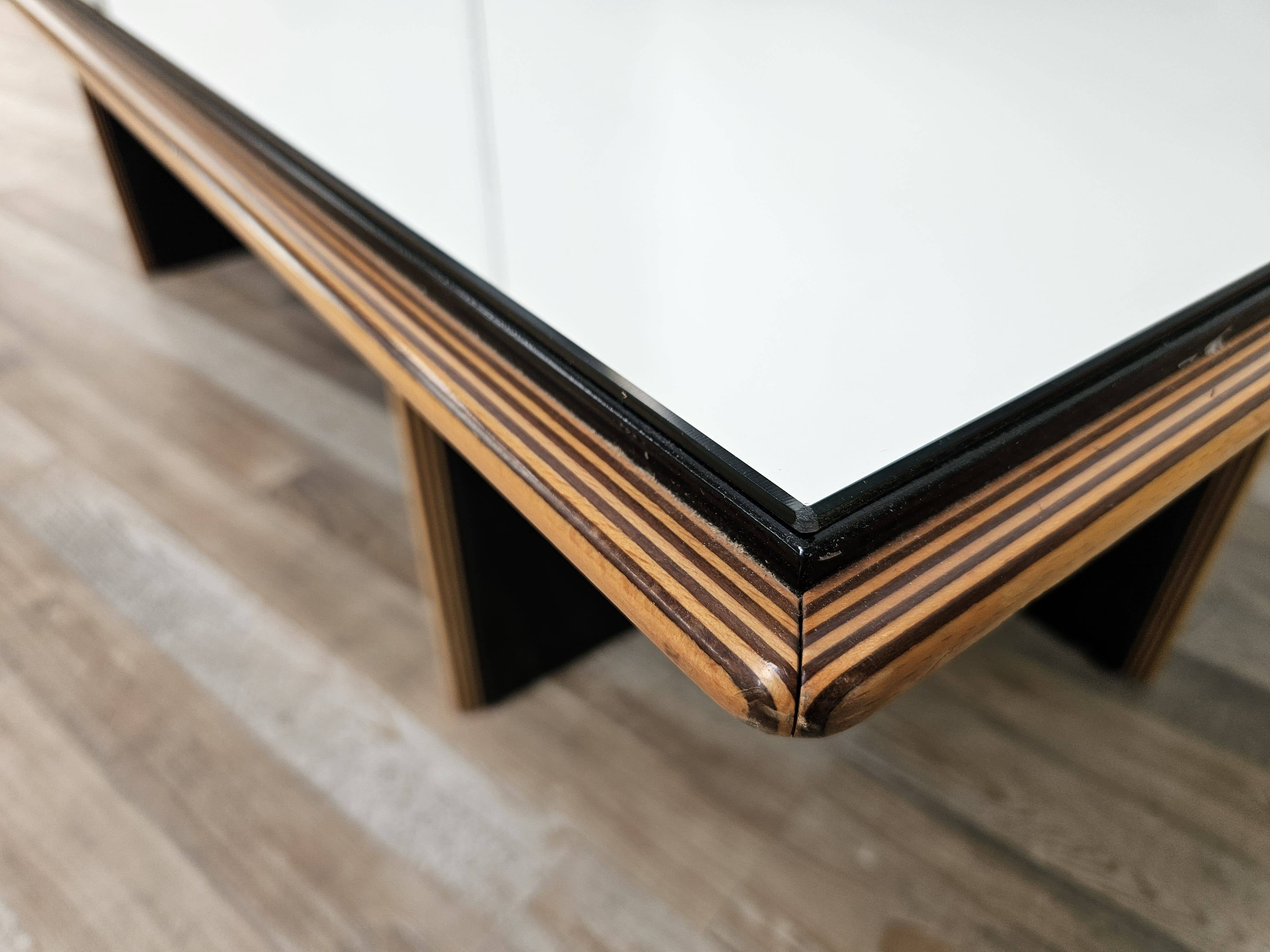 Tavolino da salotto anni ’60 – nello stile di Afra e Tobia Scarpa per Maxal