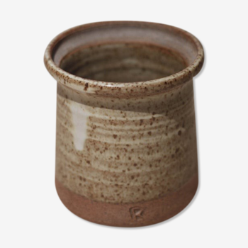 Sandstone pot