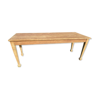 Oak farm table
