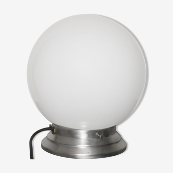 Glass globe lamp