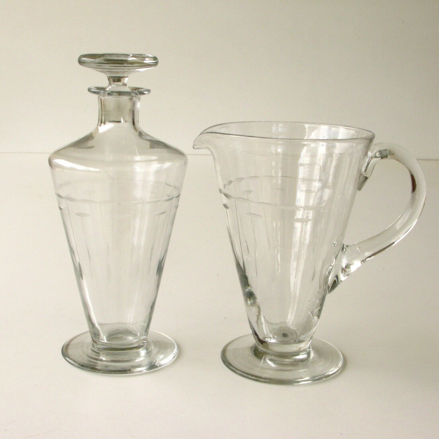 Assorted wine jug and water pitcher - Crystal Assorted Decor