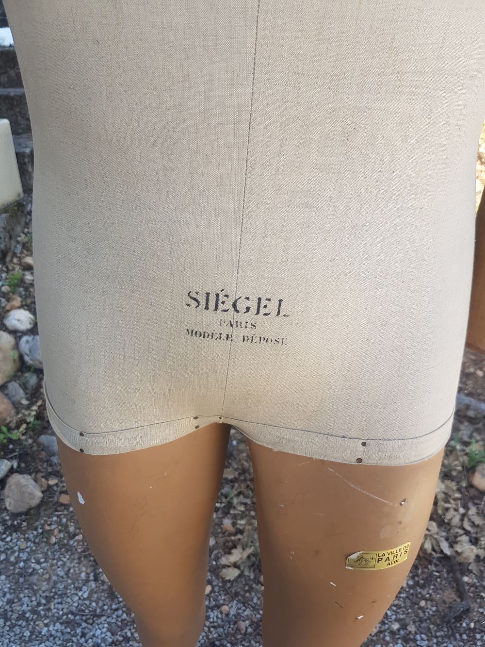 Siegel sewing model