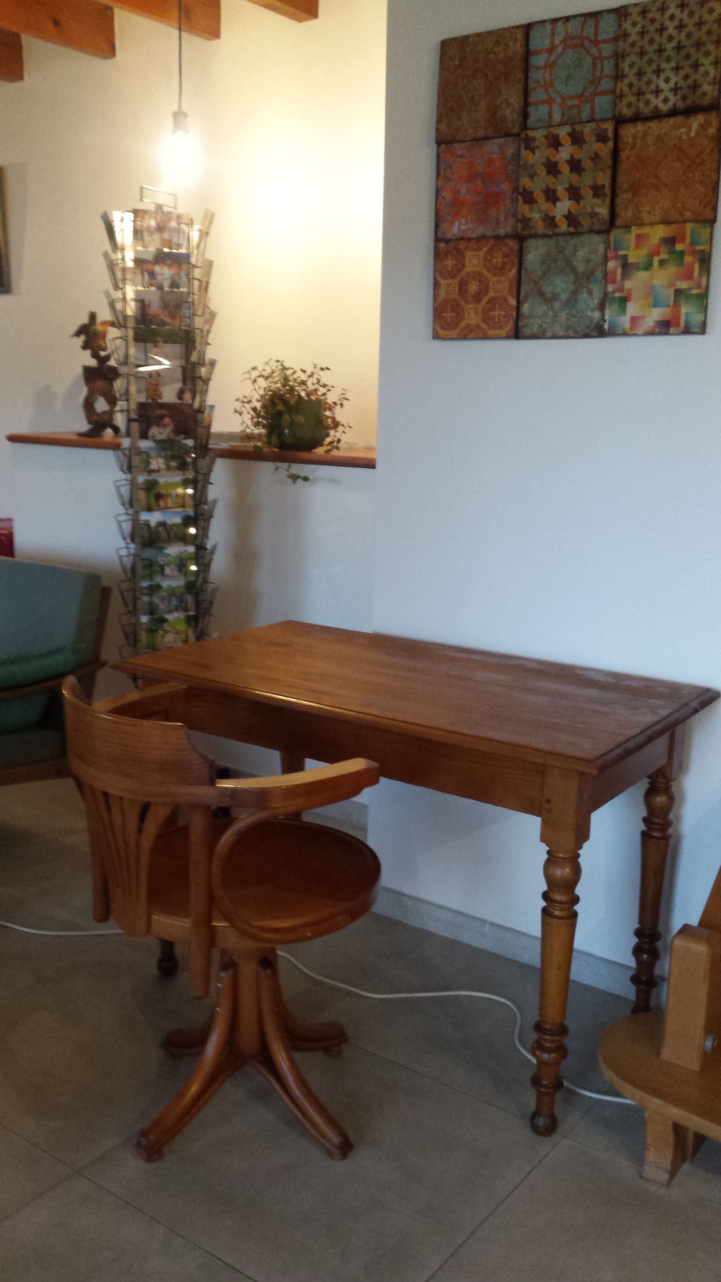 Farmhouse table, bistro