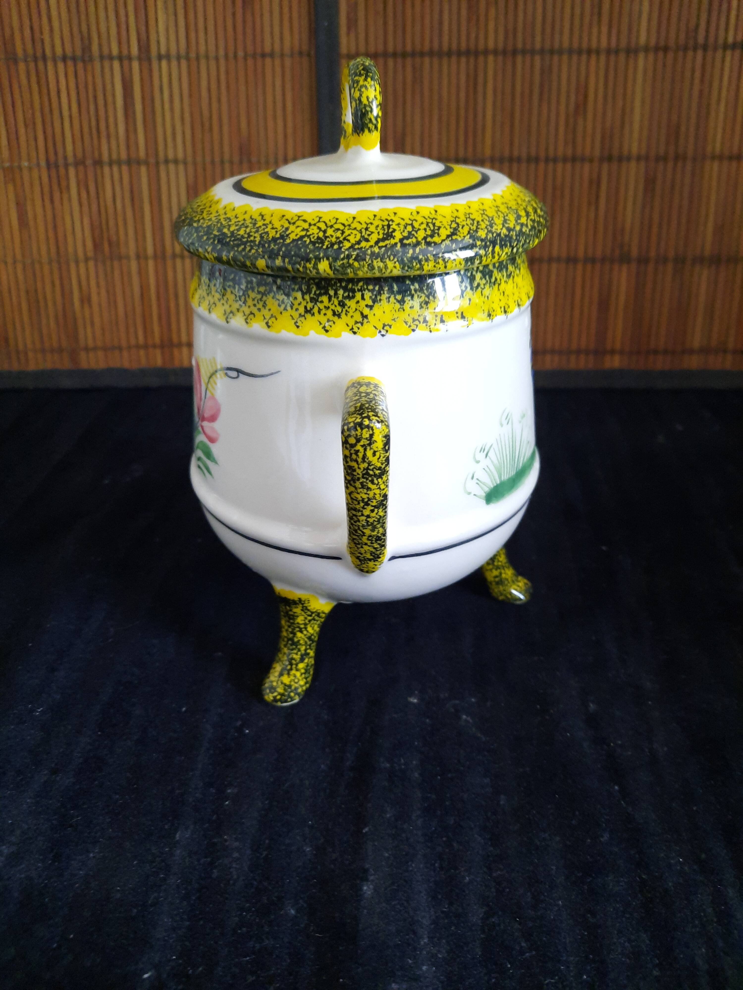 Pot Tripode avec Couvercle - Faïence Henriot Quimper - Décor Breton