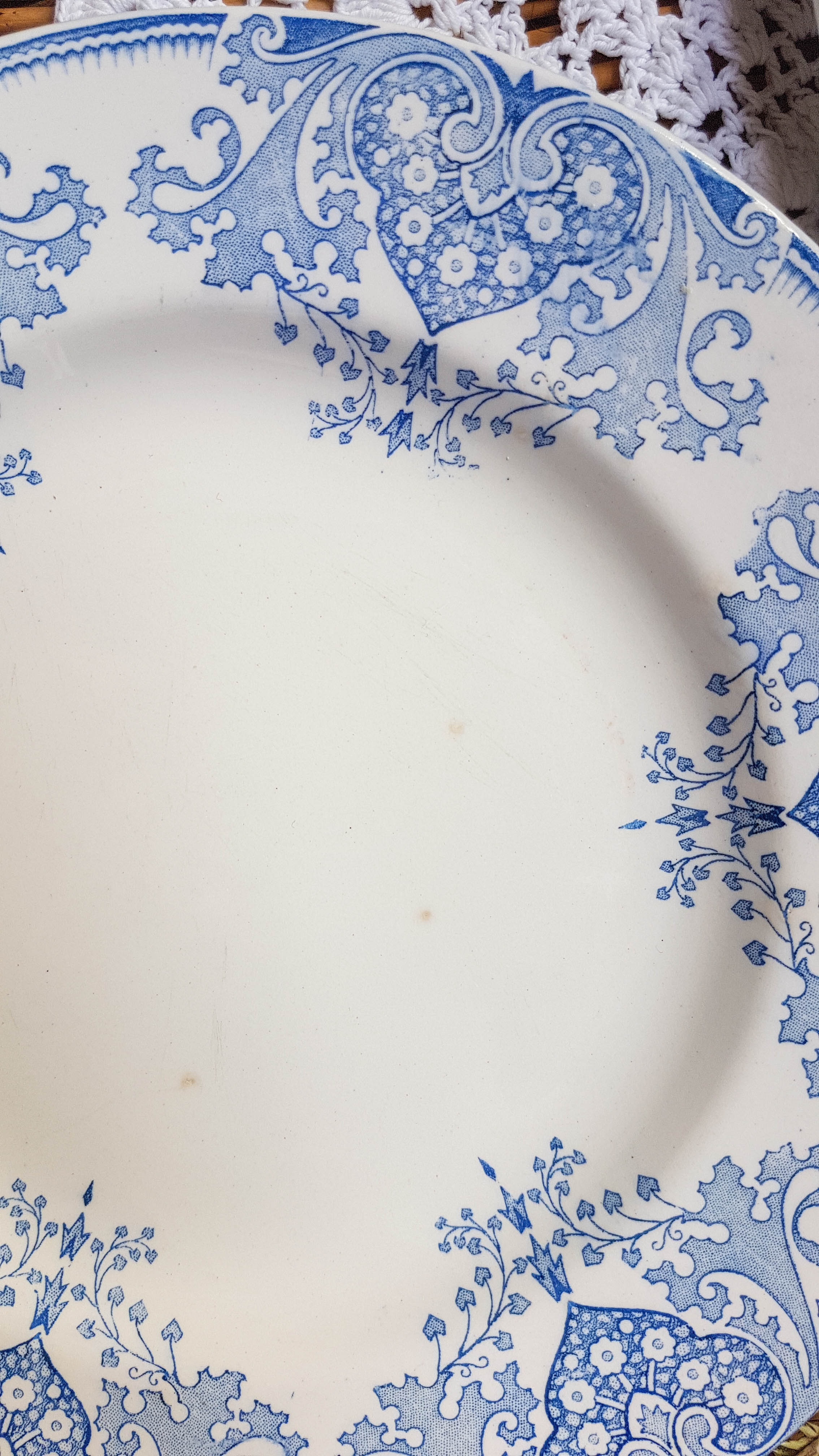 Set of 4 large flat plates iron earth k-g luneville model "mauresque" 1890