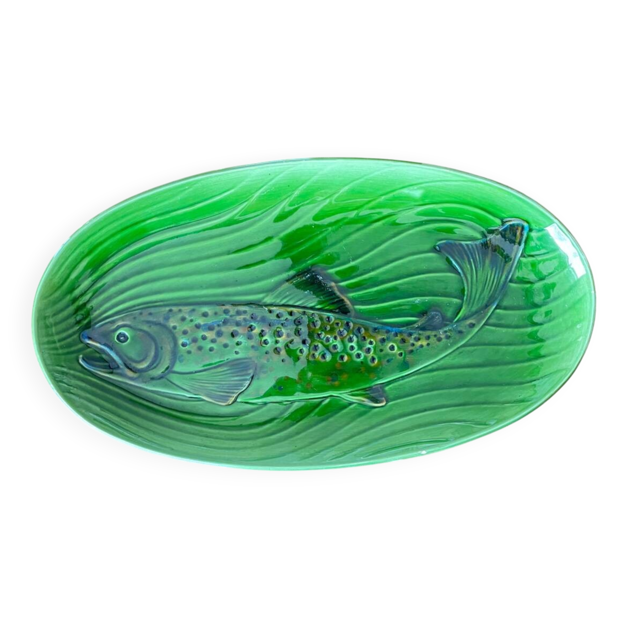 Oval fish dish