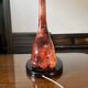 Lampe à poser lampadaire 'Oiseau' par ALDO TURA, parchemin peau de chèvre rouge, ca 1950